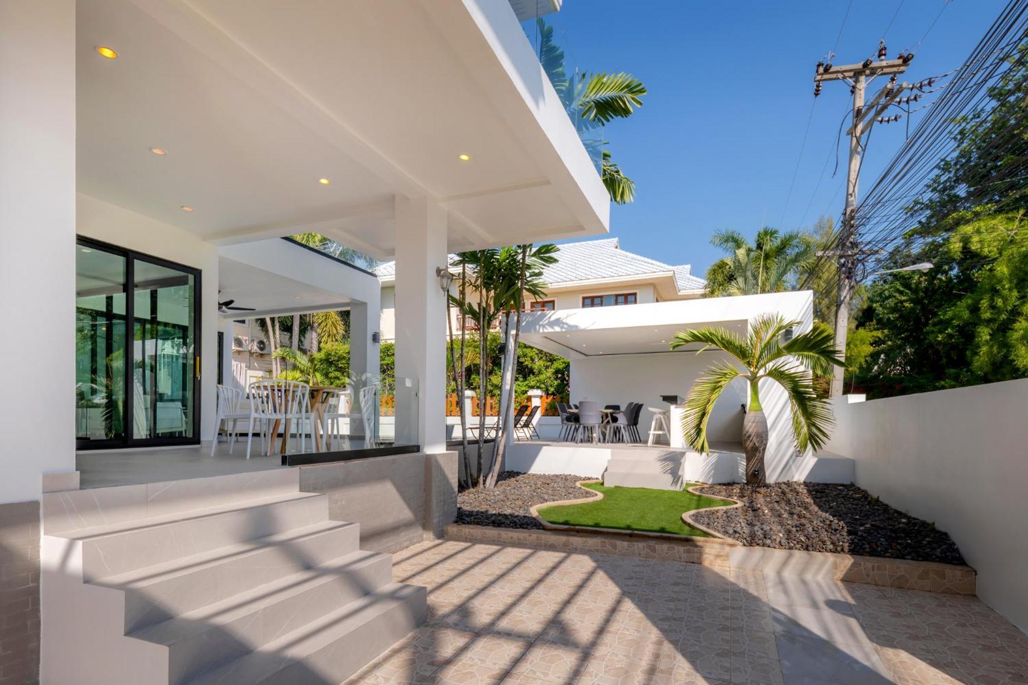 Stunning Villa With Pool And Tropical Garden HHQ Exterior foto